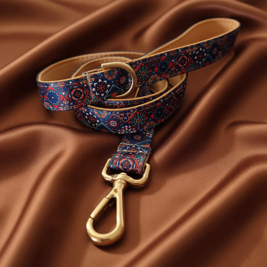 Padded dog leash with persina pattern tile pattern