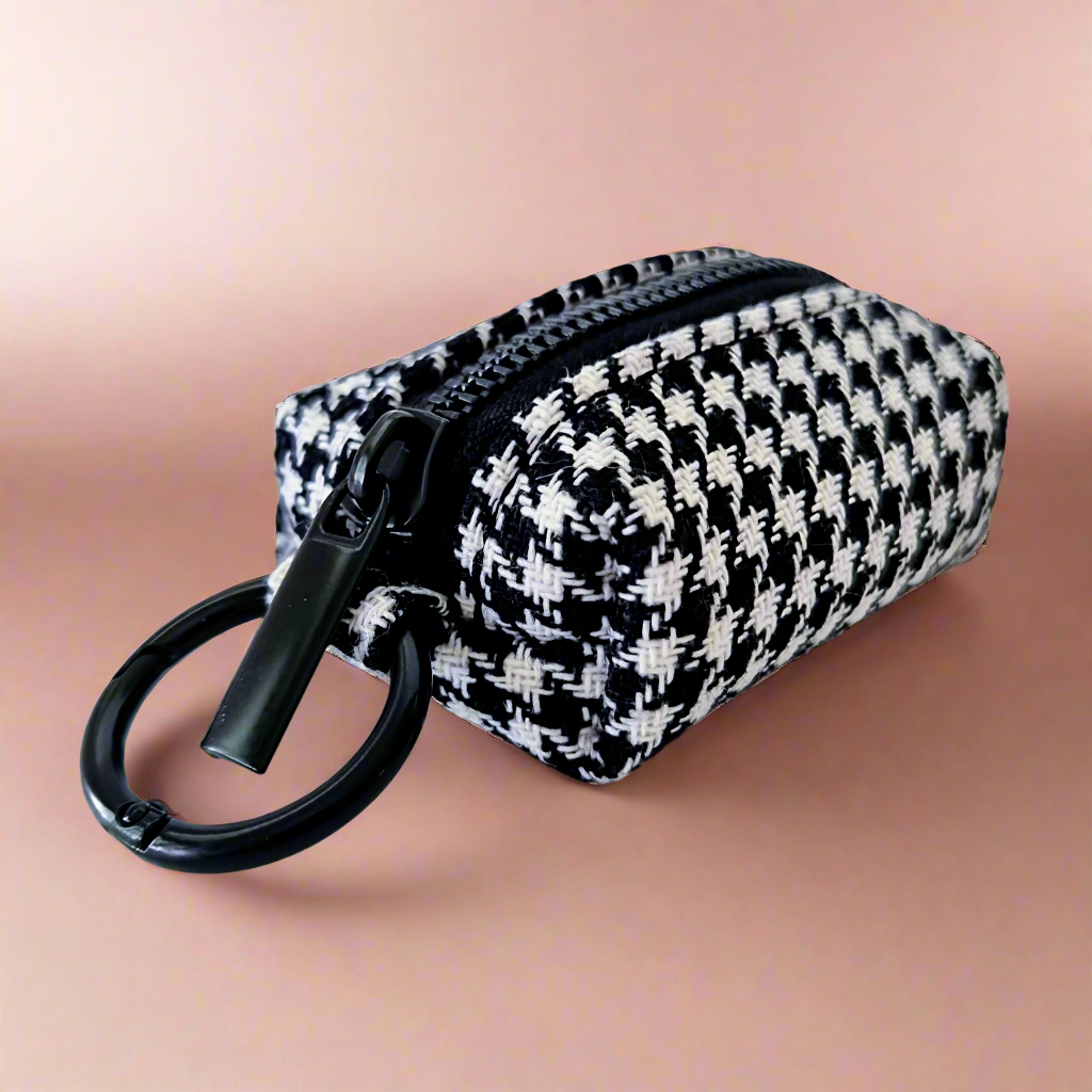 Dog poop bag holder - Houndstooth