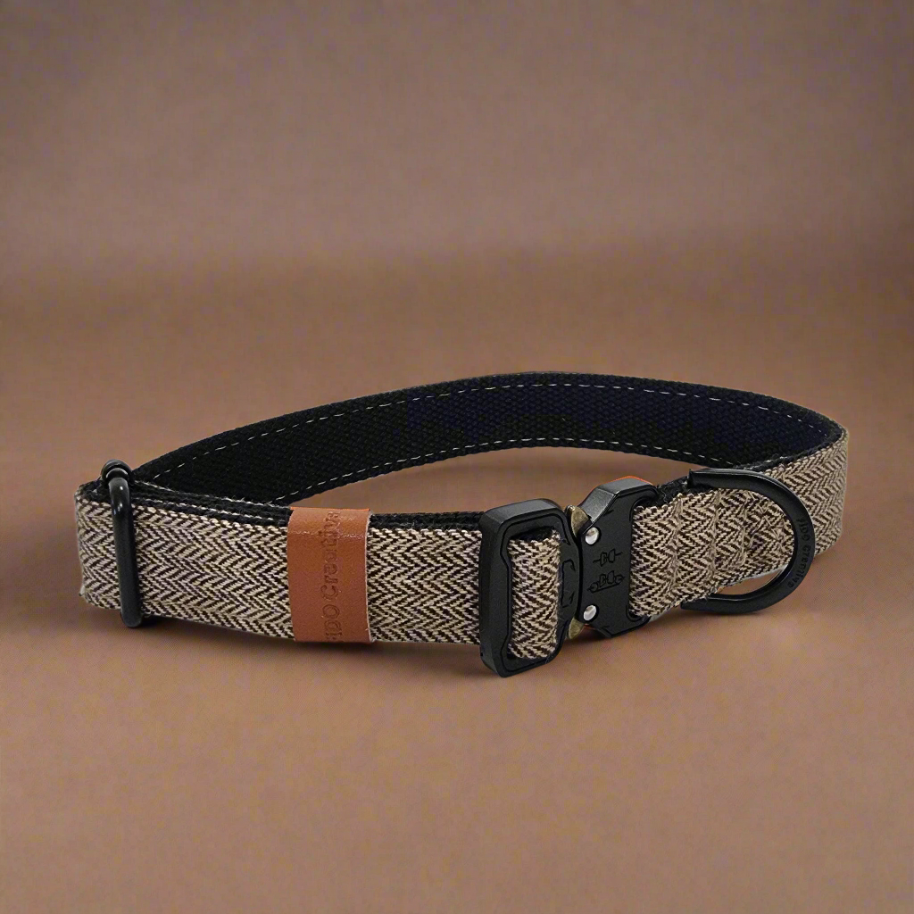 Coffee tweed buckle dog collar