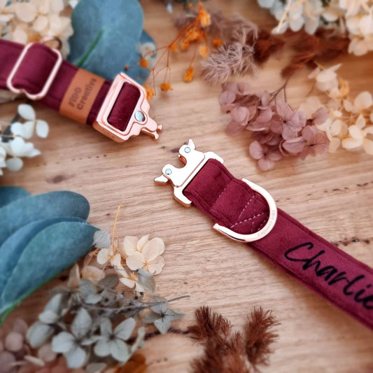 Maroon velvet buckle dog collar - 25mm - Personalised