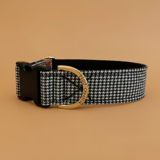 Houndstooth pattern dog collar