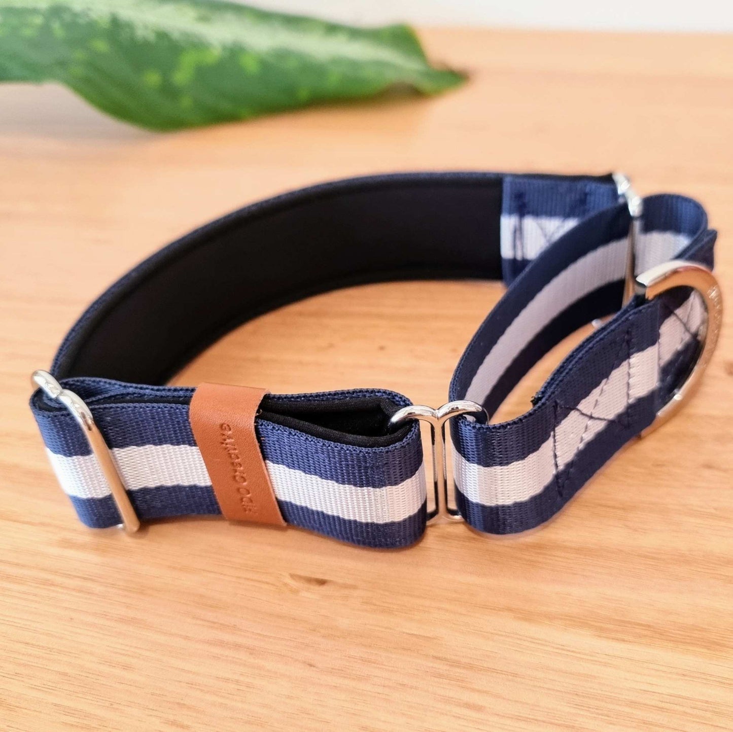 Nautical martingale collar